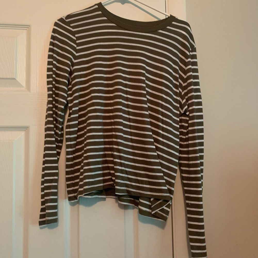 Green Long sleeve top